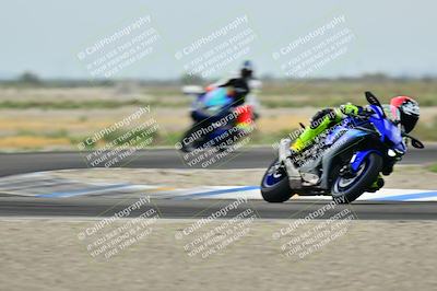 media/Apr-18-2025-TrackDaz (Fri) [[45f5874c44]]/C Group/Session 1 (Turn 7)/